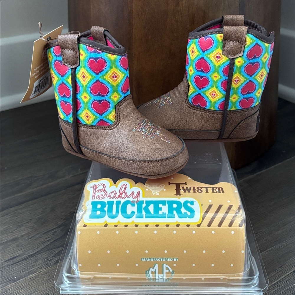 Twister Baby Buckers Booties,soft lining,soft soles w/traction,easy on hearts